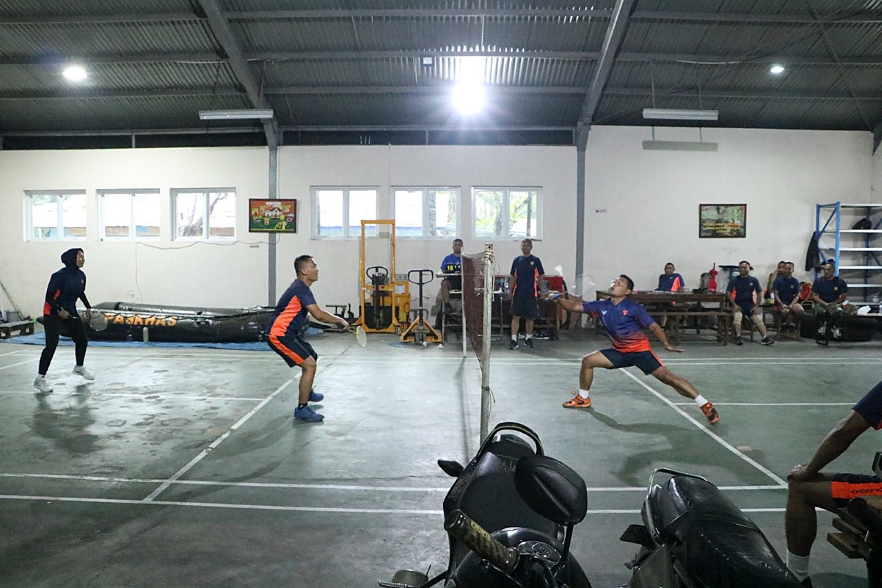 Mako Kopasgat Menggelar Pertandingan Bola Volly Dan Bulu Tangkis Antar Satker Dalam Rangka Hut Tni Au Ke-79 Tahun 2025