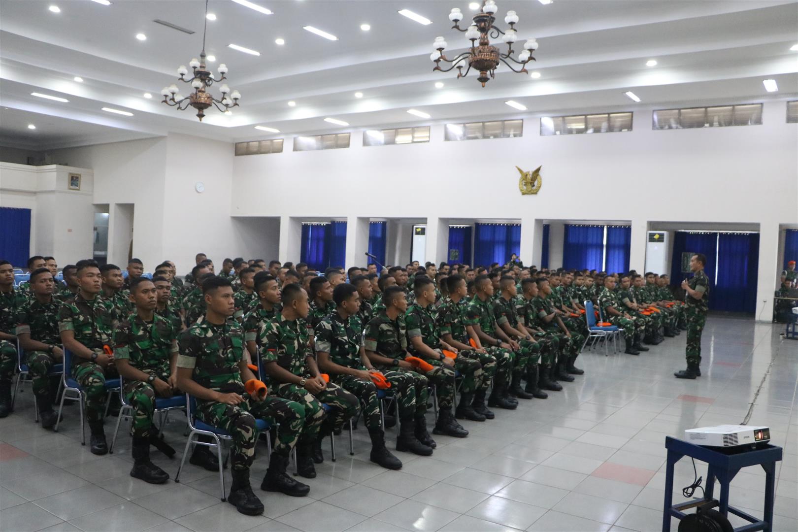 Kalaiklambangja Kopasgat Berikan Ceramah Safety Lamja Kepada Seluruh Prajurit Mako Kopasgat