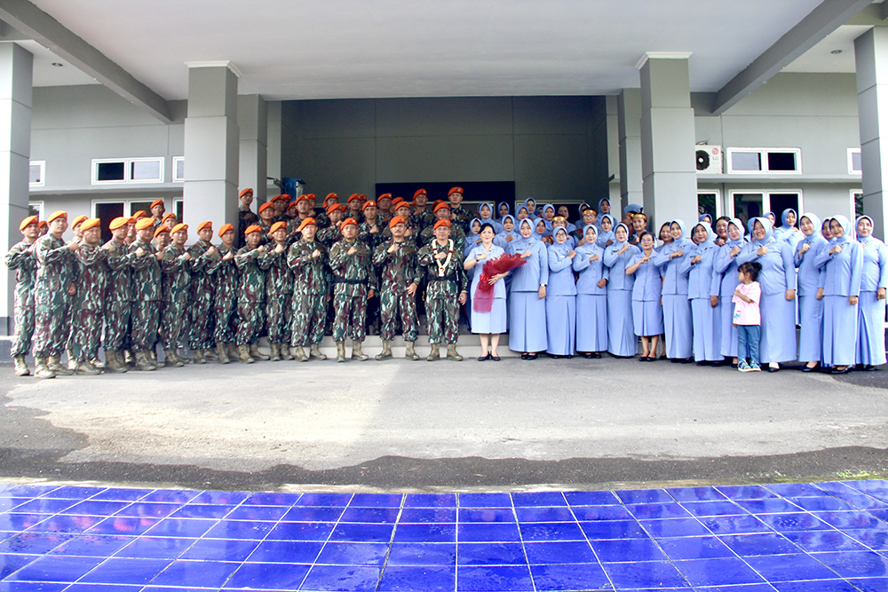 Passing In Komandan Wing Komando III Kopasgat.