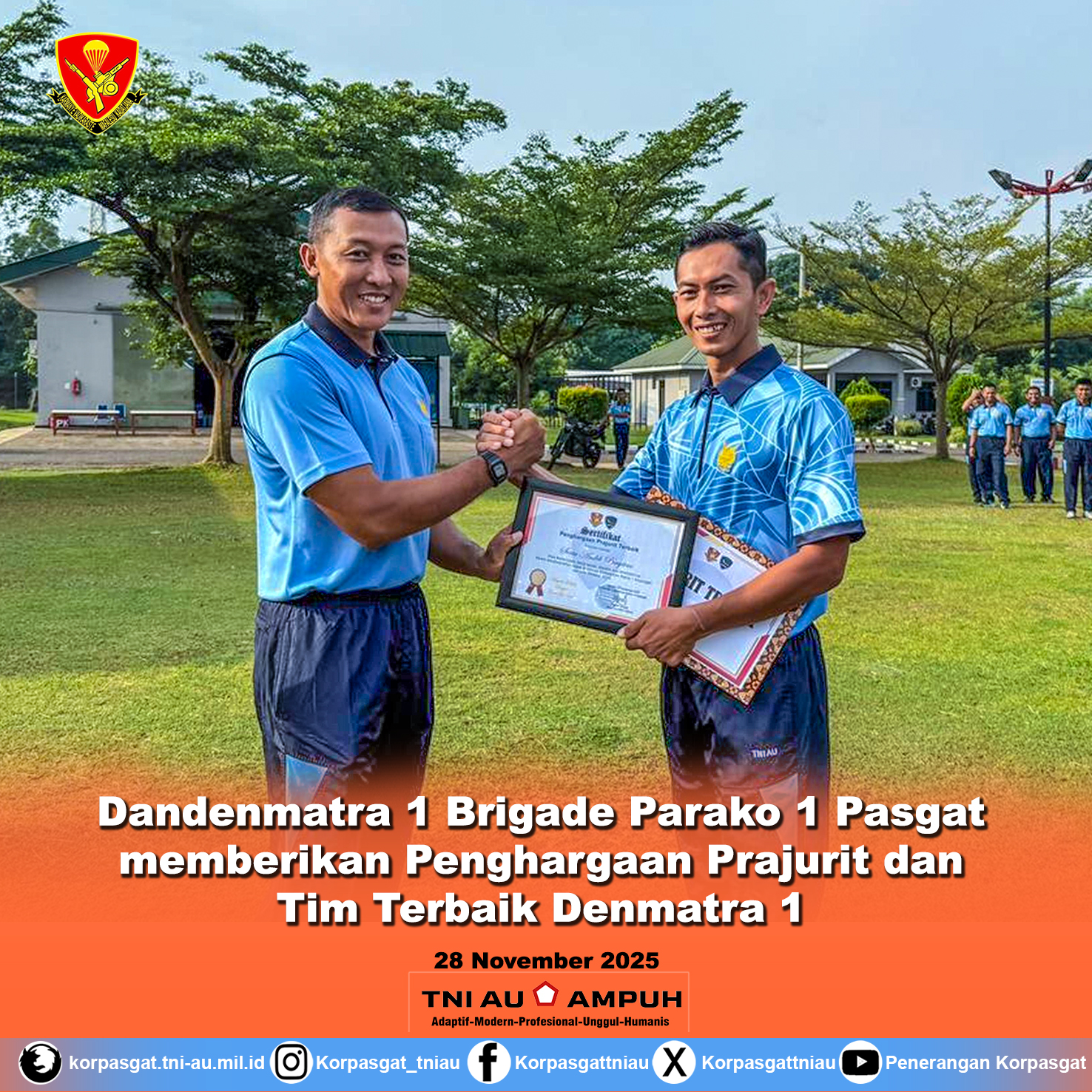 Dandenmatra 1 Brigade Parako 1 Pasgat memberikan Penghargaan Prajurit dan Tim Terbaik Denmatra 1