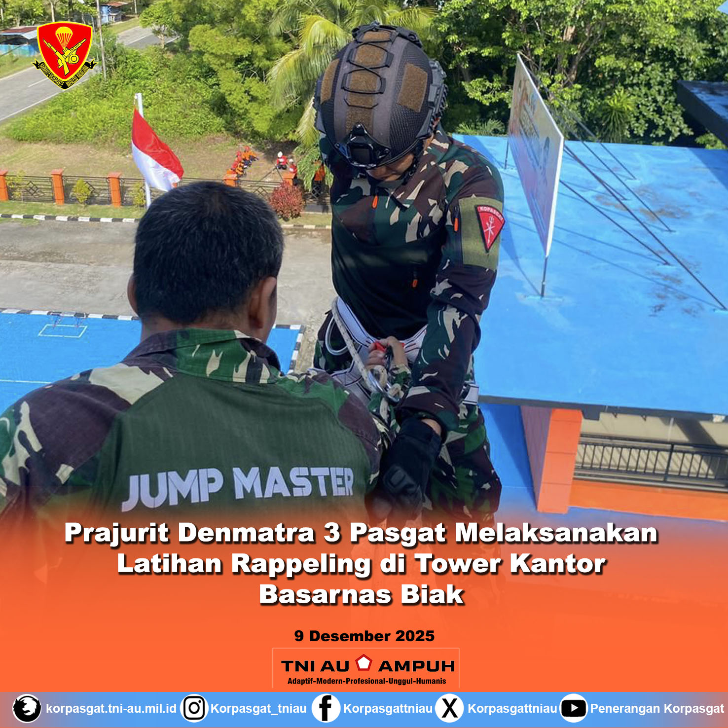 Prajurit Denmatra 3 Pasgat Laksanakan Latihan Rappeling di Tower Kantor Basarnas Biak